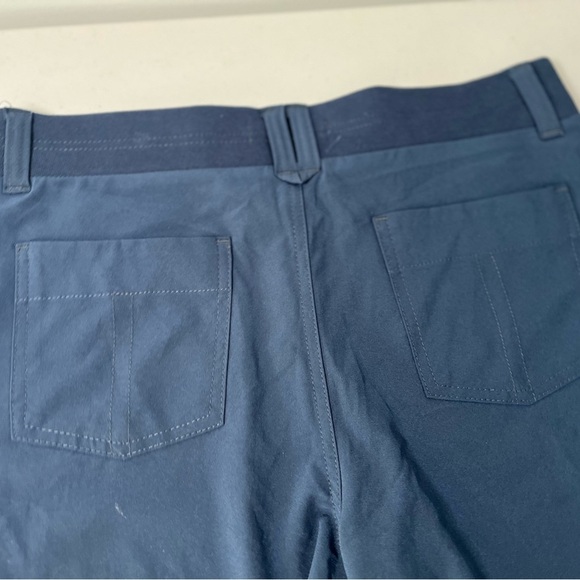 Riders by Lee Women's Dark Blue Cargo Shorts - Picture 5 of 14